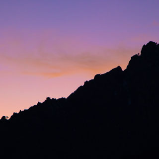 Lumière du soir sur la montagne